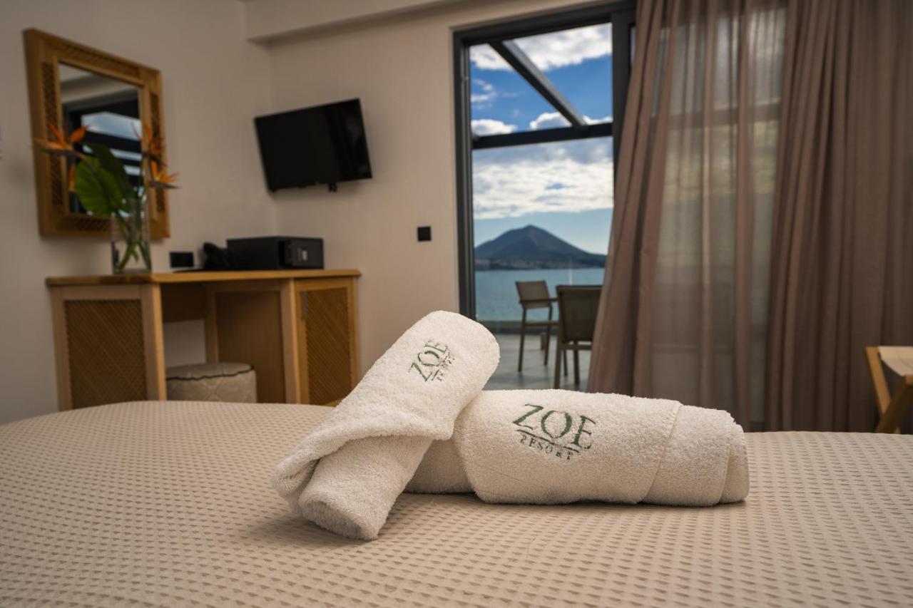 Zoe Seaside Resort Gialova Dış mekan fotoğraf