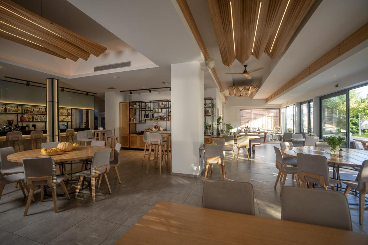 Zoe Seaside Resort Gialova Dış mekan fotoğraf