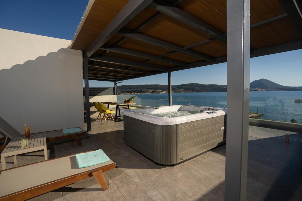 Zoe Seaside Resort Gialova Dış mekan fotoğraf